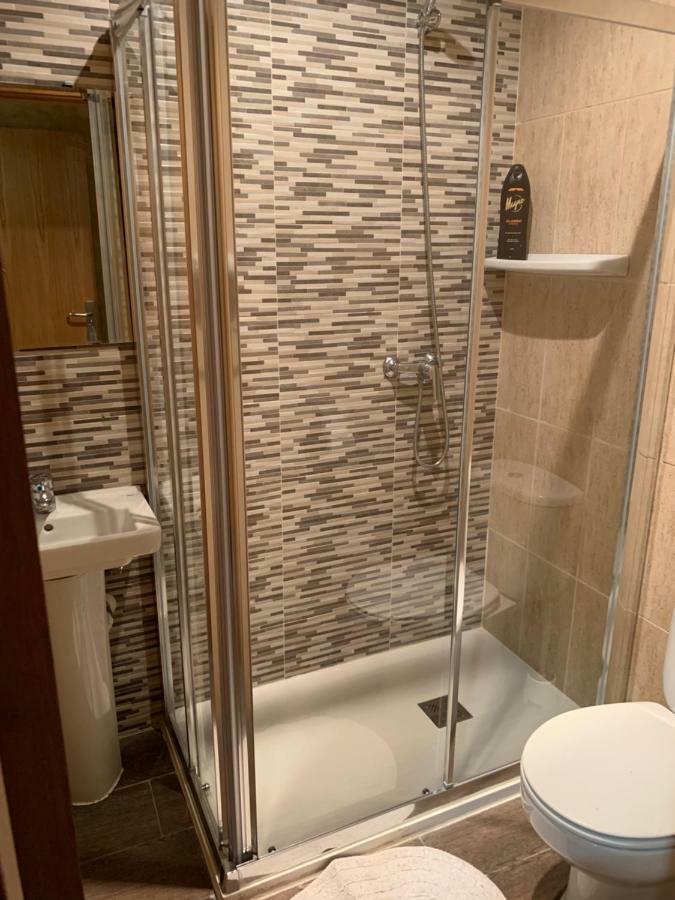 Hostal Tres Hermanos Getafe Exteriör bild